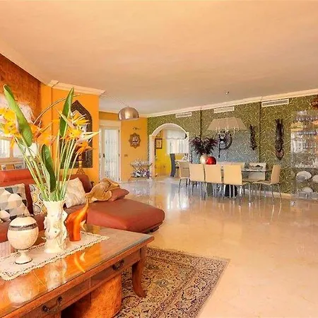בית נופש Casa Juanita Familias טורמולינוס