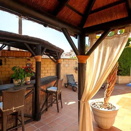 Casa Juanita Familias טורמולינוס